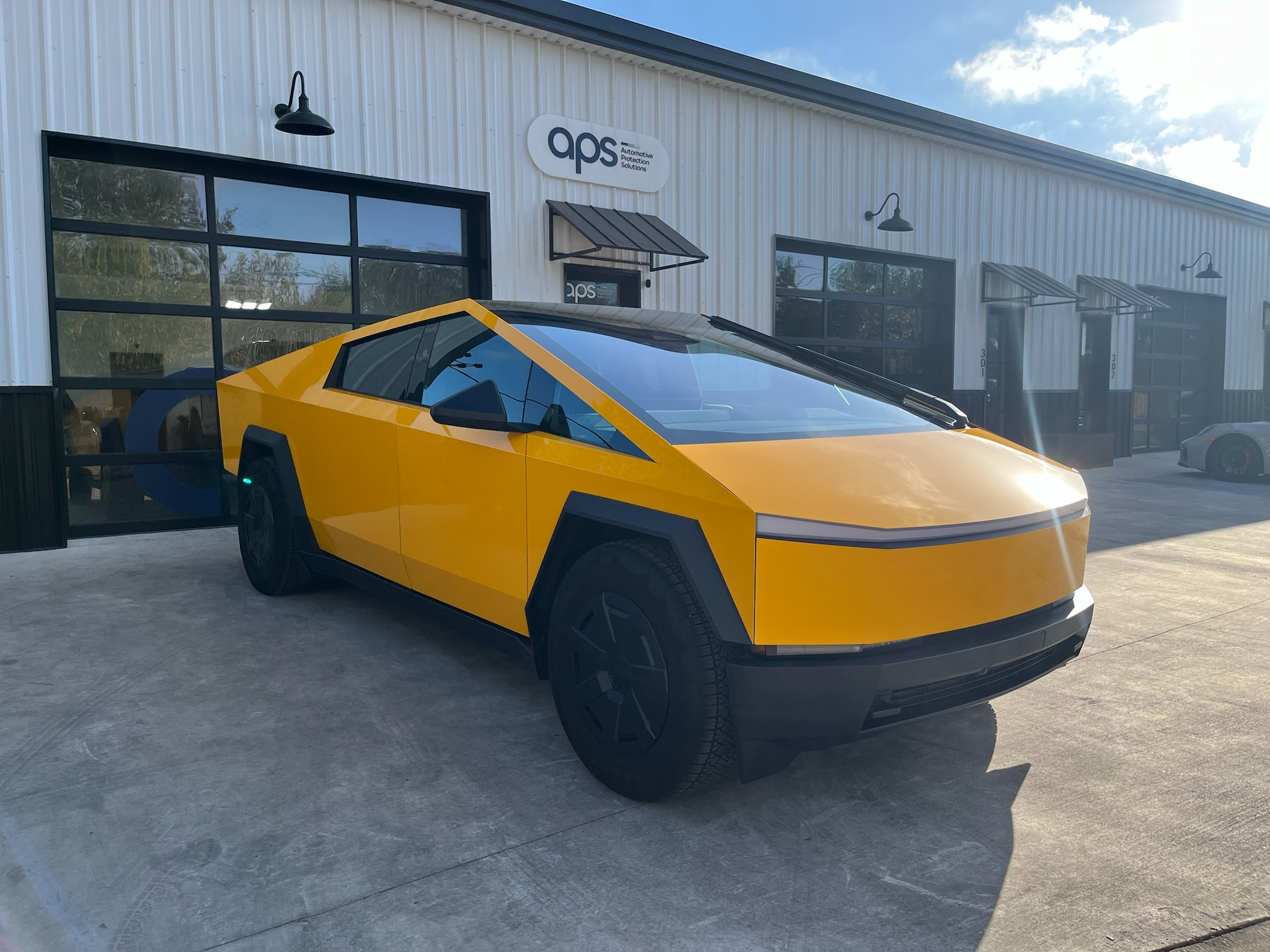tesla cybertruck